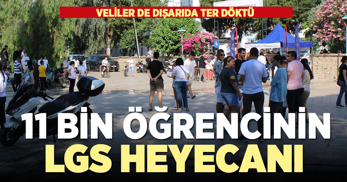 Öğrenciler sınavda veliler dışarıda ter döktü