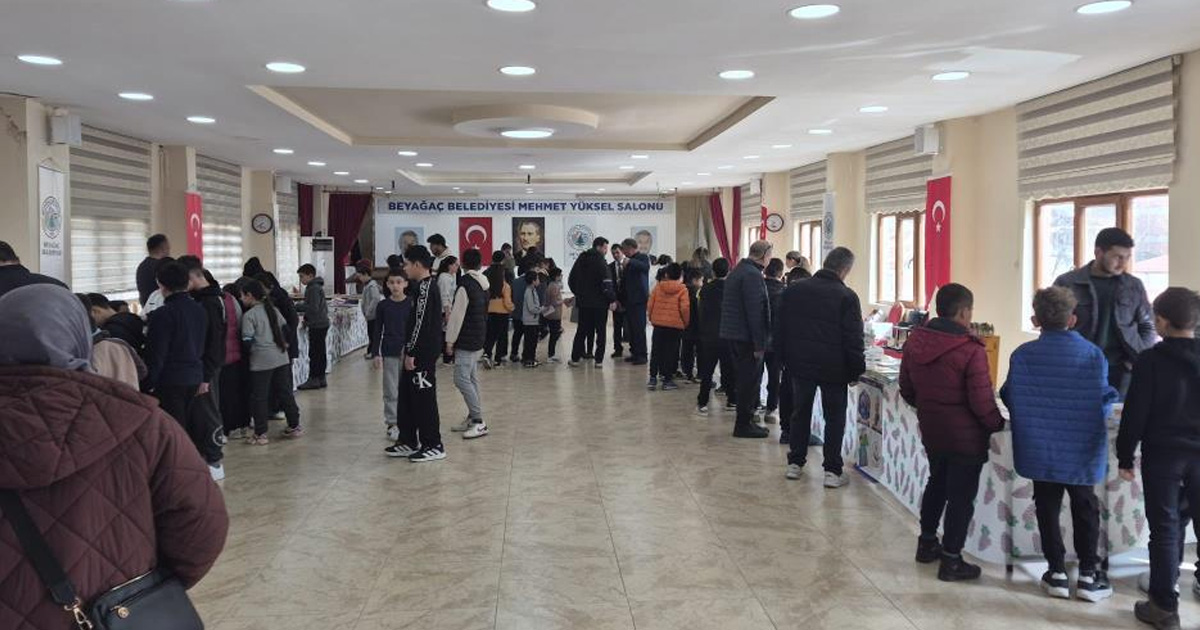 Beyağaç Kitap Fuarı kapılarını açtı