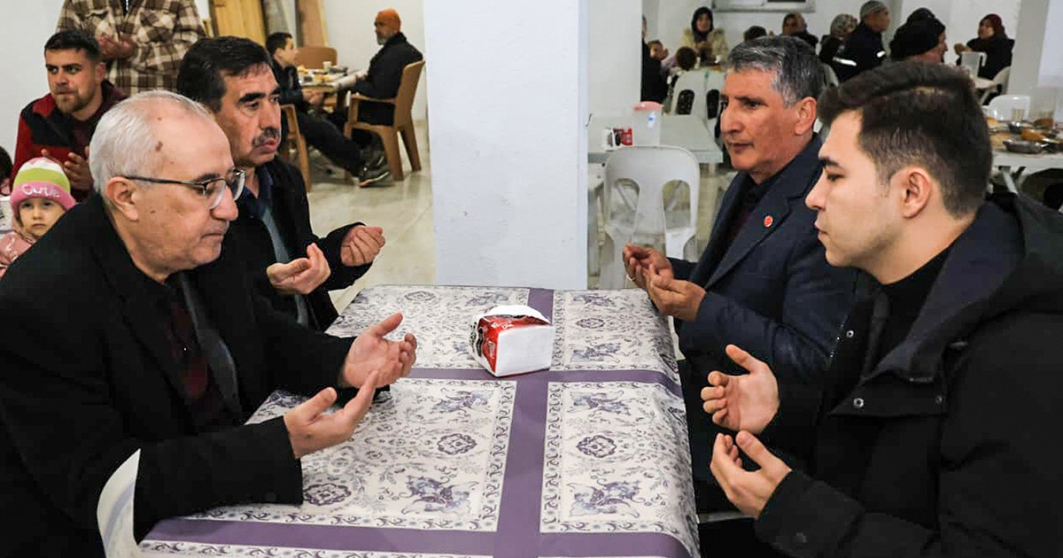 Çameli Belediyesinin iftar sofrası Karabayır’da kuruldu