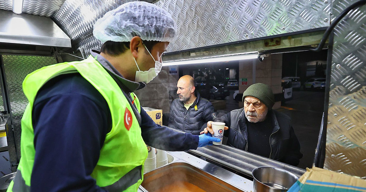 Otogarda çorba ikramı