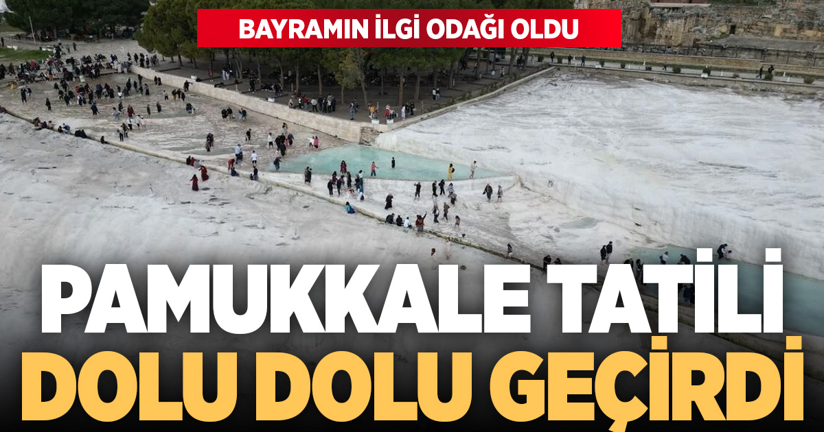 Turizm merkezi Pamukkale'de bayram yoğunluğu yaşandı