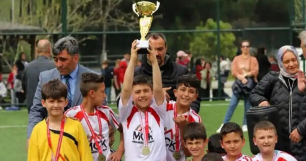 Çivril’de 23 Nisan Futbol Turnuvası tamamlandı