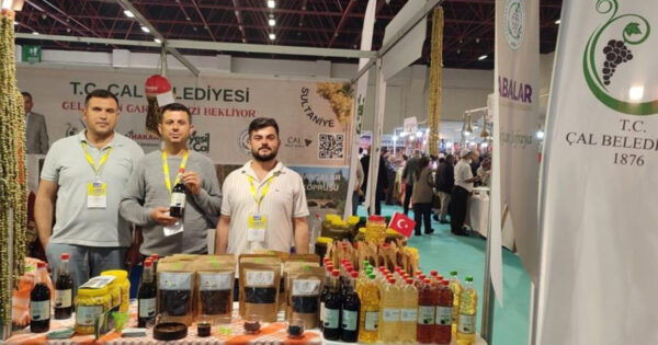 Topraktan sofraya uzanan değerlere sahip çıkılıyor 