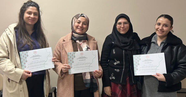 Çardak’ta anne adaylarına “Gebe Okulu” eğitimi