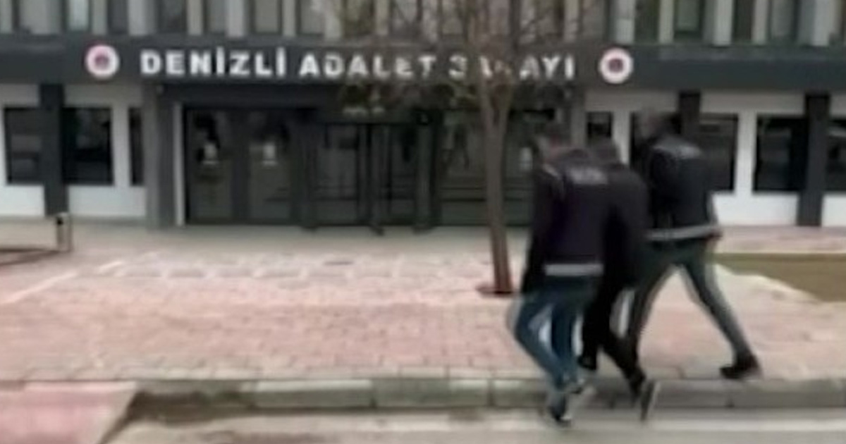 Denizli’de 30 milyon liralık sarma sigara tırın dorsesinden çıktı