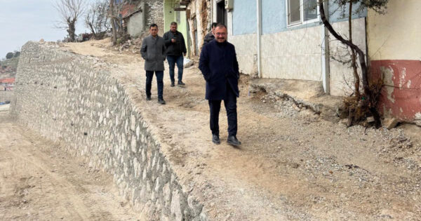 Güneyde afetin zarar verdiği istinat duvarları yenilendi