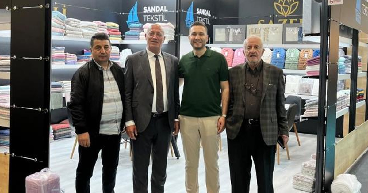 Başkan Kumral’dan HOMETEX’te Babadağlı firmaları ziyaret etti