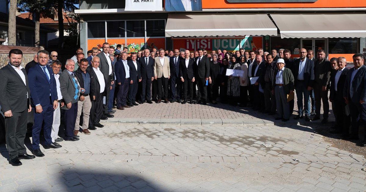 Denizli’de Ak Parti’den 8 ilçeyi kapsayan koordinasyon toplantısı