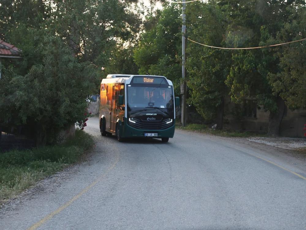 İlk halk otobüsleri Çivril sokaklarında dolaşmaya başladı