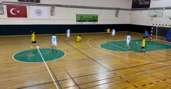 Çameli’nde futsal turnuvası