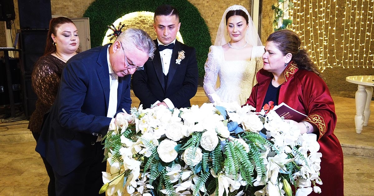 HUKUK DÜNYASINI BULUŞTURAN NİKAH
