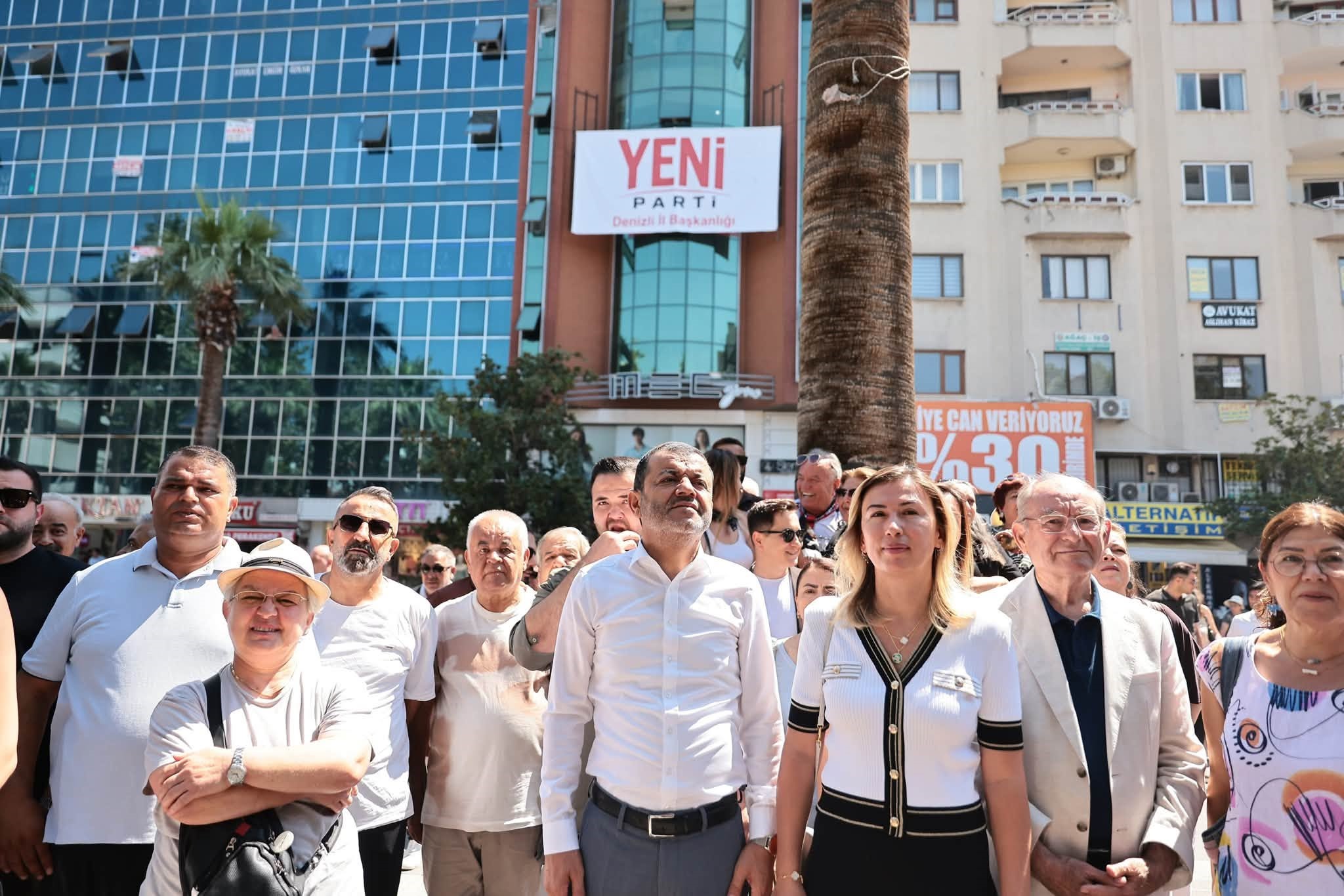 Denizli’de başkanların ardından ilçe örgütleri de safını belirledi