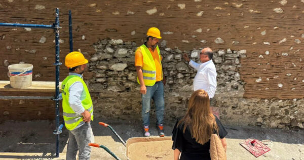 Buldan’da turizme yönelik sokak iyileştirmeleri sürüyor