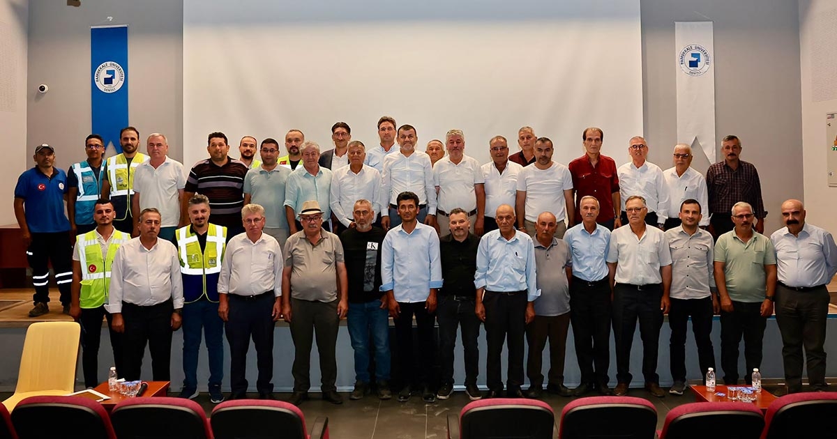 ÇAVUŞOĞLU, ÇAMELİLİ MUHTARLARLA BİR ARAYA GELDİ