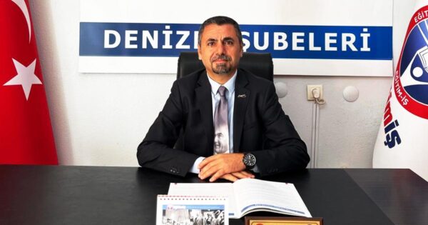 EĞİTİM-İŞ 2 NOLU ŞUBE’DEN “CUMHURİYET VE DEMOKRASİ” VURGUSU