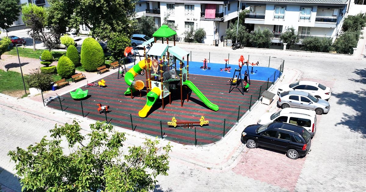 ASMALIEVLER PARKI YENİLENDİ