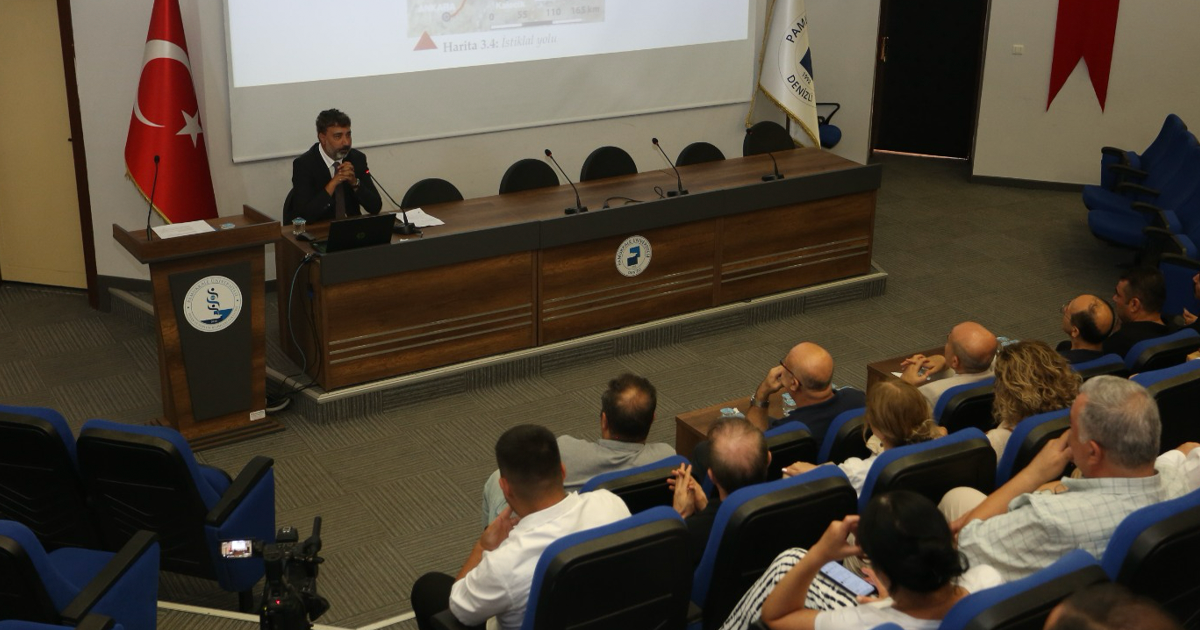 PAÜ’de öğrencilere Türk tarihinin dönüm noktaları anlatıldı