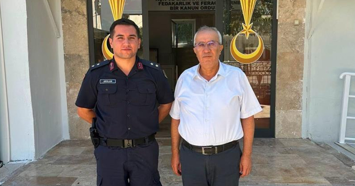 Başkan Arslan’dan İlçe Jandarma Komutanı Arslan’a hayırlı olsun ziyareti