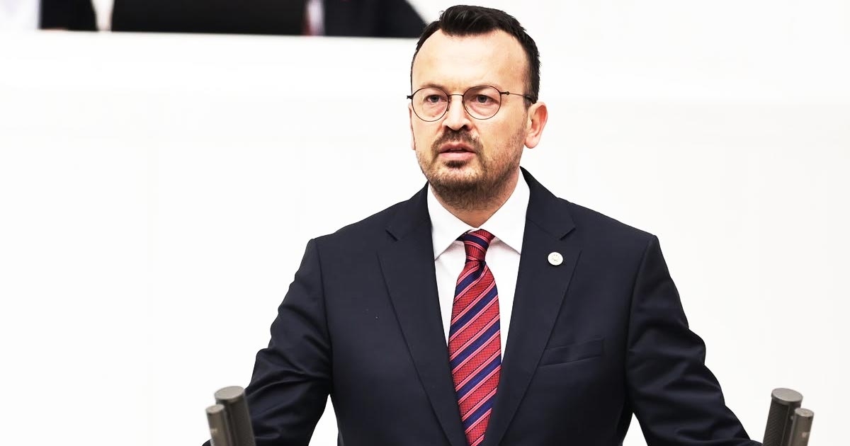 ARPACI: ZENGİNLERE HAZİNECİ, FAKİRLERE MALİYECİSİN!